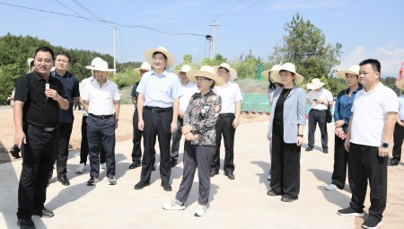 水利部副部长朱程清莅临J9集团节水建设运营的梅江灌区项目调研。